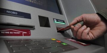 Aumentaron los montos máximos para extraer dinero por cajeros automáticos