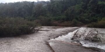 Por crecida del arroyo Yabotí continúa cerrado el acceso al Parque Moconá