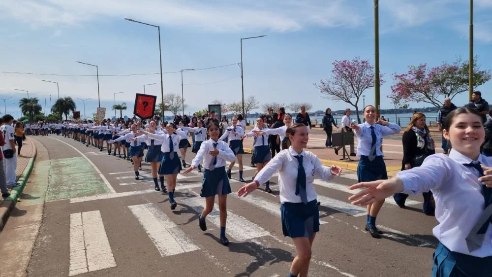 Estudiantina 2024: confirman fechas para segunda prueba piloto, desfile y show de scolas