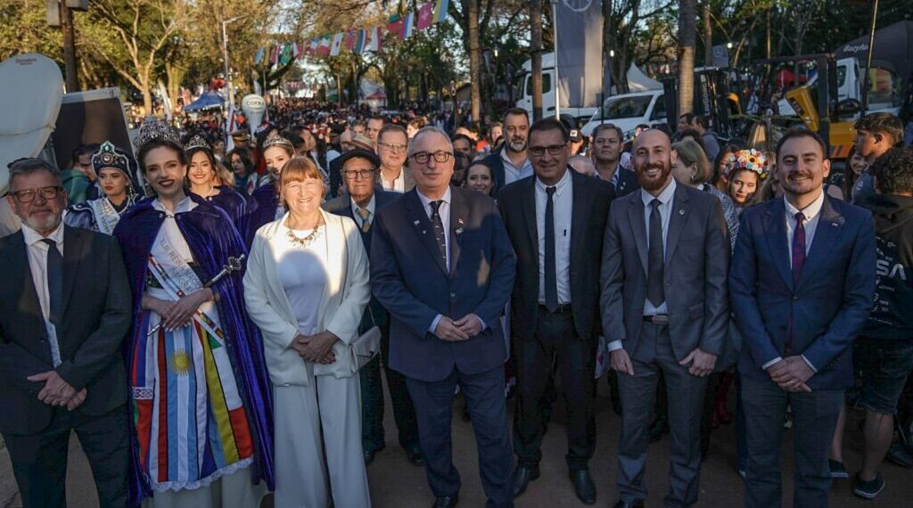 Passalacqua inauguró la 44° Edición de la Fiesta nacional del Inmigrante en Oberá