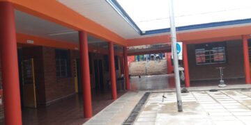 Trabajan en la reparación y el mantenimiento de escuelas a lo largo de la provincia