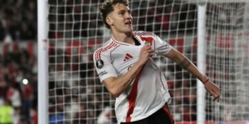 River le ganó con lo justo a Colo Colo y se metió entre los cuatro mejores de la Copa Libertadores