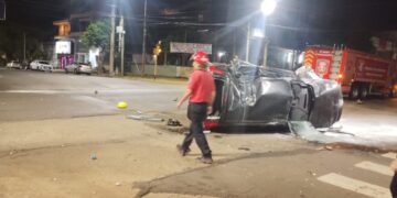 Automovilista fue hospitalizado tras un despiste y vuelco en Posadas