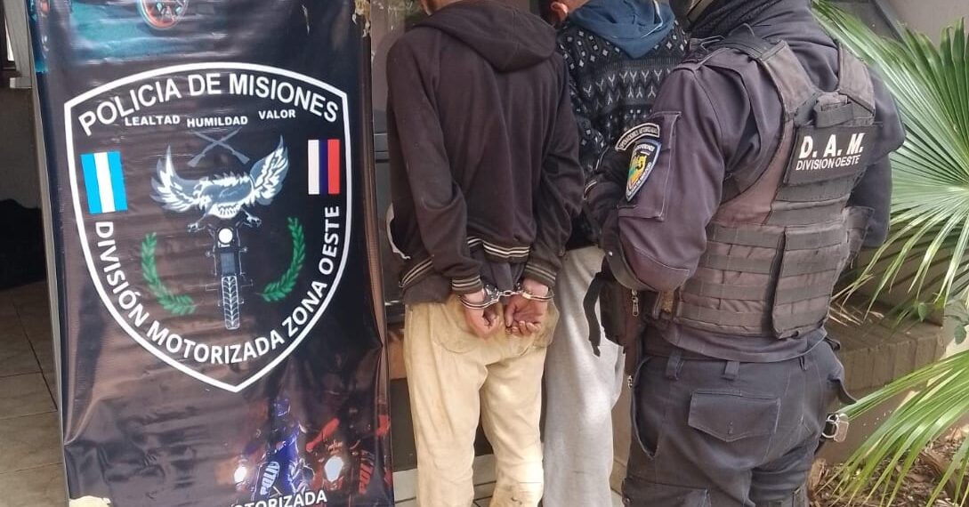 Dos delincuentes fueron atrapados con cuatro medidores de agua robados en Posadas