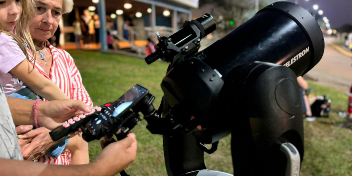 Observación astronómica, cuentos y juegos en el Observatorio del Parque