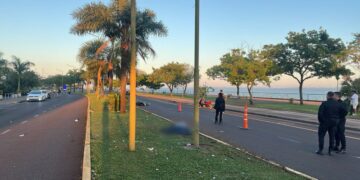 Motociclista falleció tras chocar contra un poste en la costanera