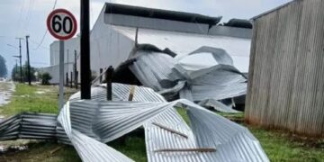 Fuerte temporal en Eldorado provocó serios daños: 18 familias debieron ser asistidas