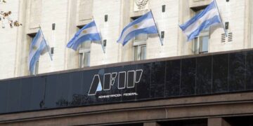 El Gobierno anunció la disolución de la AFIP para crear una Agencia de Recaudación y Control Aduanero