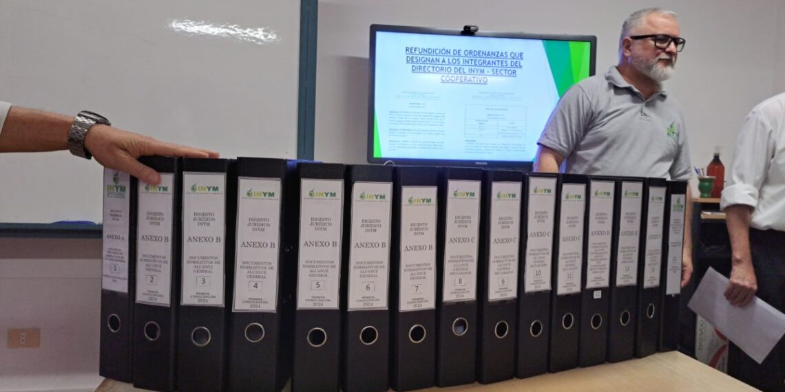 Presentaron en la Legislatura misionera el Digesto Jurídico del INYM