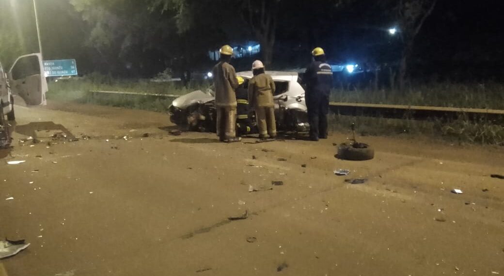 Un hombre falleció en un triple choque automovilístico en Puerto Esperanza