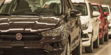 El patentamiento de autos subió casi 30% en septiembre: cuál es el 0km más vendido del país