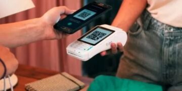 Billeteras virtuales vs tarjetas de débito: cuál es el medio de pago que más crece en Argentina