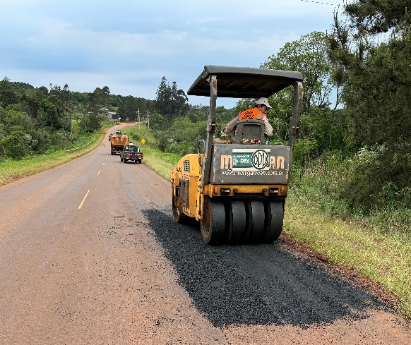 Con dos frentes de obras simultáneos, DPV trabaja en la Ruta Provincial N° 9