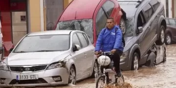 España: las inundaciones en Valencia dejaron más de 60 muertos