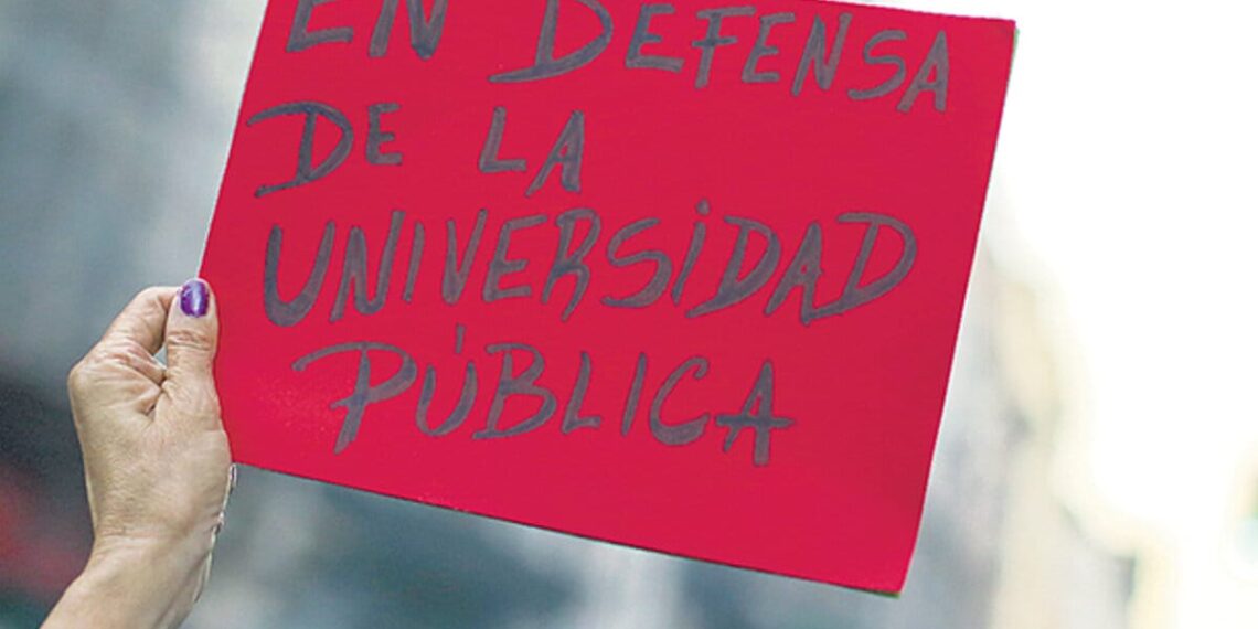 Marcha en defensa de la universidad pública: la Unam convoca en Misiones