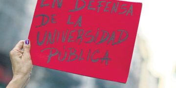 Marcha en defensa de la universidad pública: la Unam convoca en Misiones
