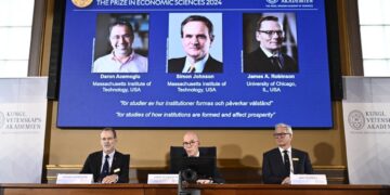 Premio Nobel de Economía 2024 para una investigación sobre las diferencias de prosperidad entre naciones