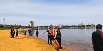 Playas posadeñas: capacitan en salvamento acuático a personal de seguridad