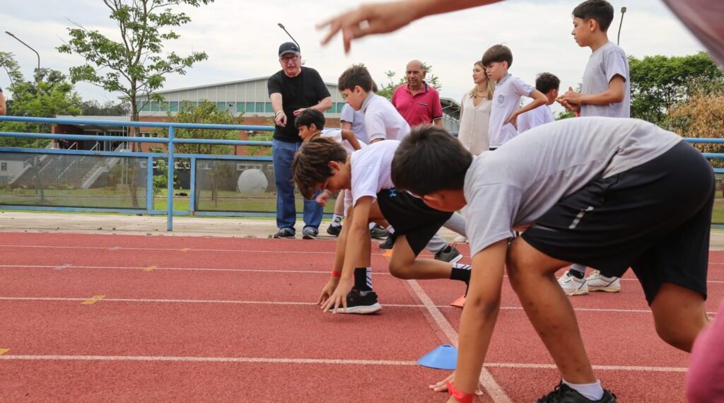 Unos 300 jóvenes participaron de la Gran Jornada de Arte y Movimiento en el Cepard
