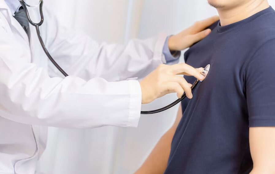 Noviembre azul: mes de acción para la salud del hombre