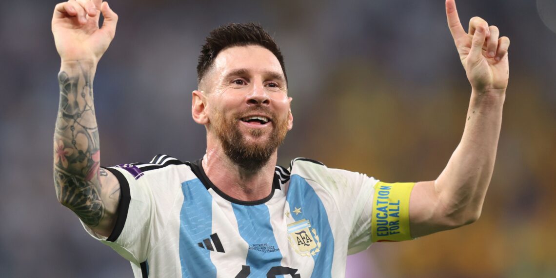 Messi llegó a la Argentina para sumarse a la Selección de cara a los partidos ante Paraguay y Perú