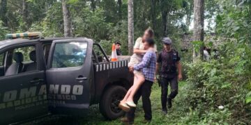Policía asistieron a una mujer que habría sido mordida por una serpiente en la chacra