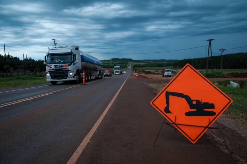 Por obras, se restringe el tránsito a una mano de la Autovía RN 105