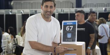 Con récord histórico de votantes, Diego Milito fue elegido nuevo presidente de Racing