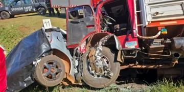 Un hombre murió y otro está grave como consecuencia de choque en Aristóbulo del Valle