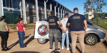Cayó pareja de paraguayos que pidió ayuda a un jubilado y le robaron su auto
