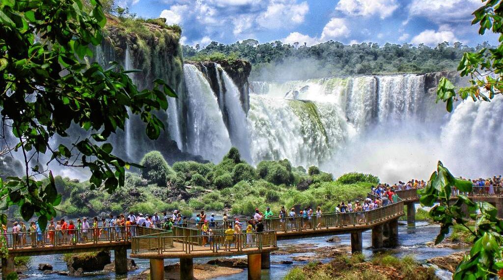 Iguazú, entre los destinos más elegidos del país por los turistas