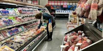 La inflación de diciembre fue de 2,7% y acumuló 117,8% en 2024