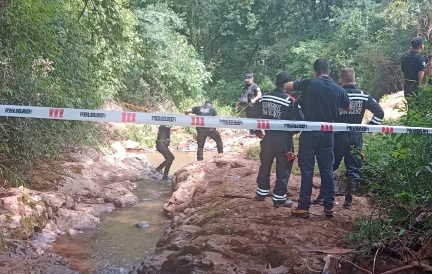 San Vicente: hallaron el cuerpo de un hombre en un arroyo