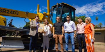 Diez municipios compraron máquinas viales y camiones con préstamos del Fondo de Créditos Misiones