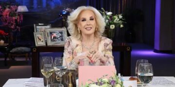 Rodeada de afectos, Mirtha Legrand cumplió 98 años: “Mi mayor deseo es tener salud”