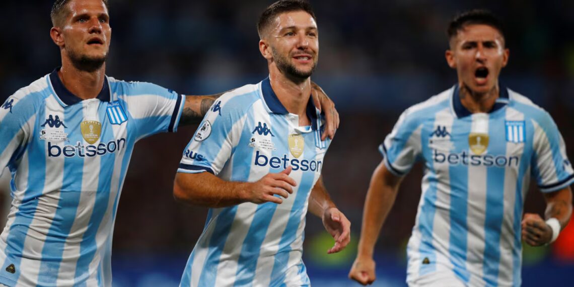 Racing le ganó 2 a 0 a Botafogo y se ilusiona con levantar la Recopa en Brasil