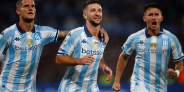 Racing le ganó 2 a 0 a Botafogo y se ilusiona con levantar la Recopa en Brasil