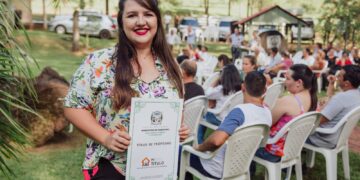 Passalacqua destacó la importancia del programa mi título: “le da a la gente lo más preciado que desea que es el título de la tierra donde vive”