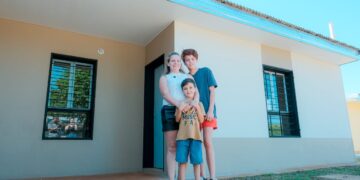 Iprodha: familias de Eldorado recibieron las llaves de sus viviendas