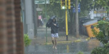 Rige alerta naranja por lluvias, tormentas con probabilidades de granizo