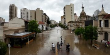 Bahía Blanca: Nación anunció un fondo de $200.000 millones para asistir de “forma directa” a los damnificados