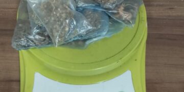 Motonarco fue arrestado con dosis de droga tras persecución policial en Puerto Iguazú
