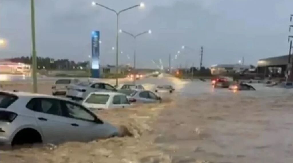 Ante una nueva alerta meteorológica, Bahía Blanca suspende este lunes todas las actividades