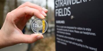 Reino Unido celebrará los 85 años del nacimiento de John Lennon con una moneda conmemorativa