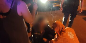 Policías rescataron a una mujer arrastrada por un arroyo en Posadas