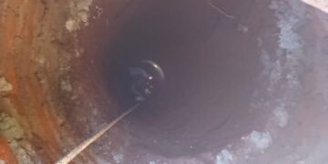 Bomberos policiales de Jardín América rescataron a una niña que cayó a un pozo de 7 metros
