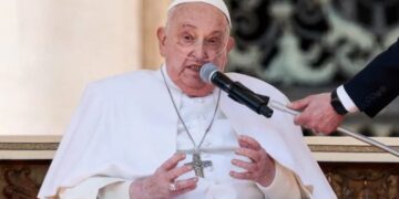 El Papa Francisco se presentó ante los fieles en la misa de Jubileo de los Enfermos después de semanas de convalecencia