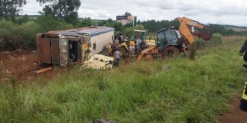 San José: 7 fallecidos y varios heridos en despiste y vuelco de colectivo que trasladaba a un grupo de trabajadores forestales