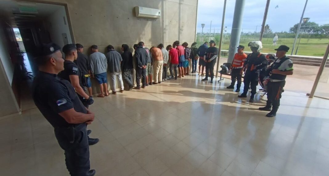 Posadas: 14 detenidos y un auto secuestrado en amplio operativo de seguridad