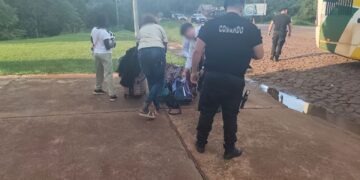 Interceptaron a una brasileña que había violado la guarda compartida de su hija y escapado a Misiones